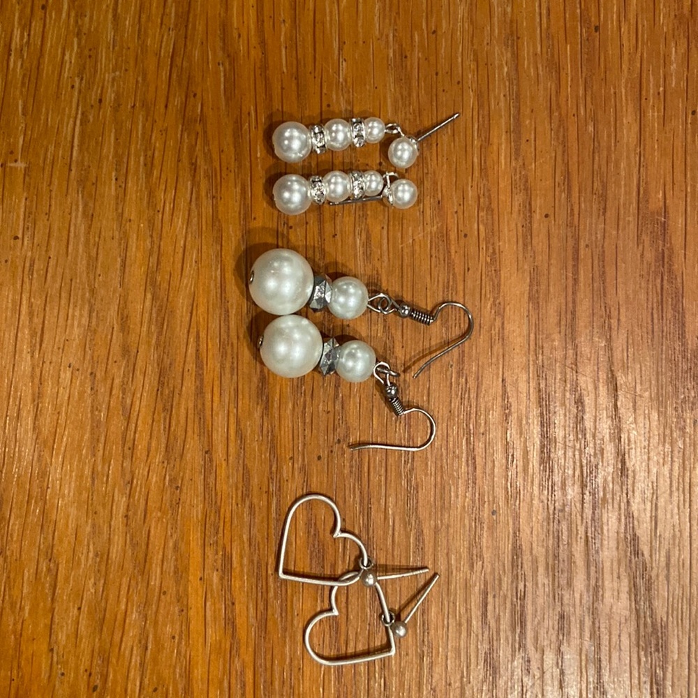 Earrings jewelry